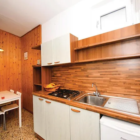 One-bedroom In Idro انفو