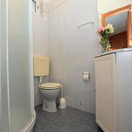 One-bedroom In Idro